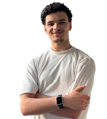 bardan agency eigenaar achraf bardan met een wit t-shirt aan